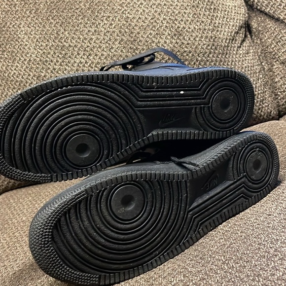 Nike Air Force 1  Men - Black - Size 13 - Picture 4 of 4